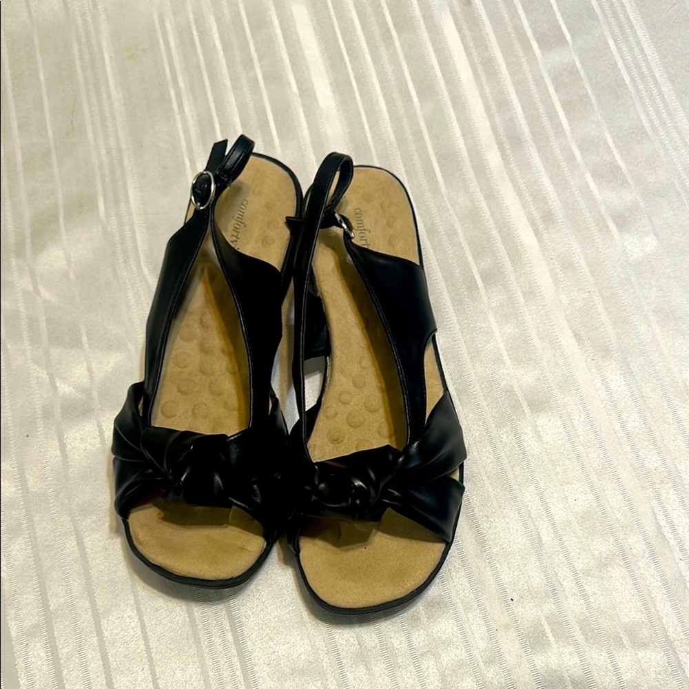 Comfort View Black Flat Sandals with Slingback Straps 11W